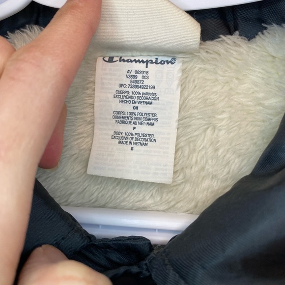 Champion Jacket - Picture 2 of 5